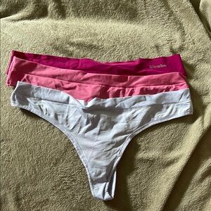 Ladies 3 pk thong panties